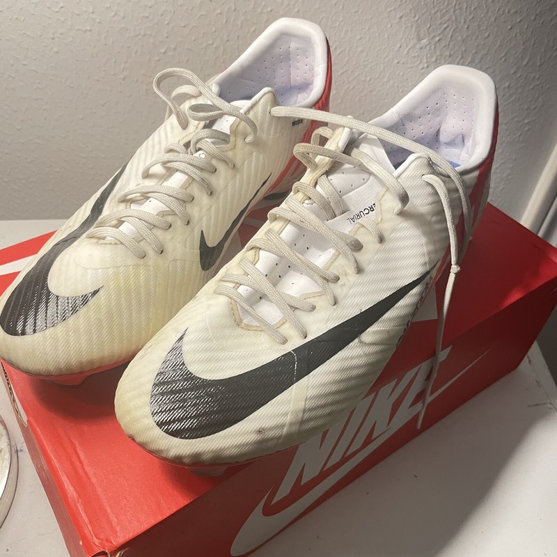 Nike Soccer Cleats For Men gallery