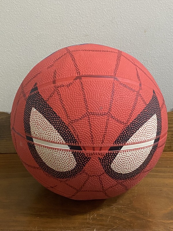 VINTAGE MARVEL SPIDERMAN LARGE BASKETBALL gallery