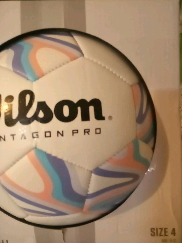 Wilson Pentagon Pro Target Bright Size 4 Soccer Ball NIB - Youth 8-12 gallery