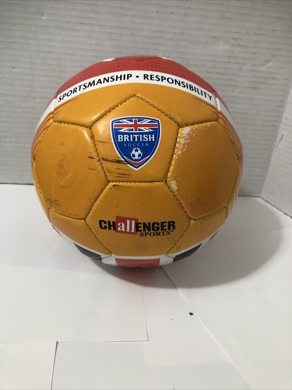 Challenger British Soccer Ball Size 3 Official Weight Training Red White