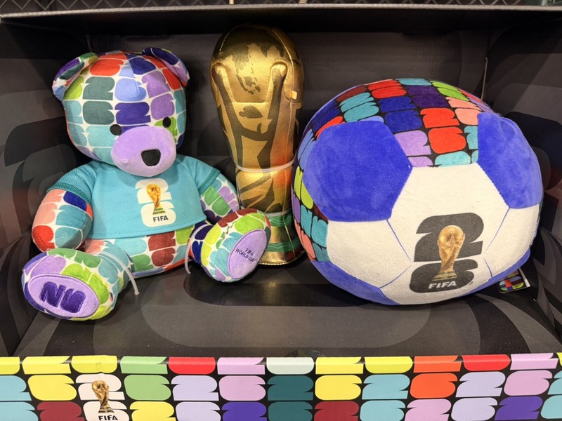 NEW FIFA World Cup 2026 Plush 3-Pack Set Bear Soccer Ball Trophy RARE!