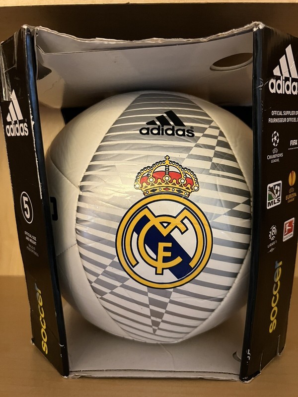 ADIDAS Real Madrid Football Soccer Ball Licensed – Size: 5 2015 – CR7 ERA HALA