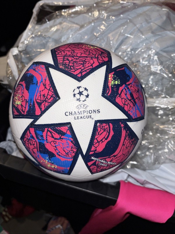 Adidas 2020 UEFA Champions League Official istanbul Match Ball authentic100%