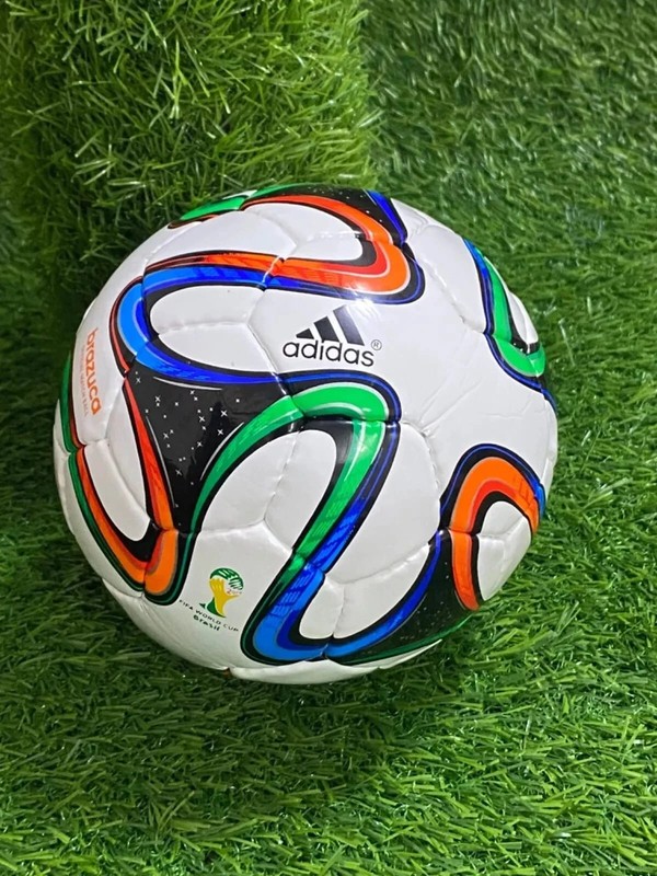 Adidas Historical Mini Balls Set 26 pcs World Cup 1930-2026 Collector Set Size1 gallery