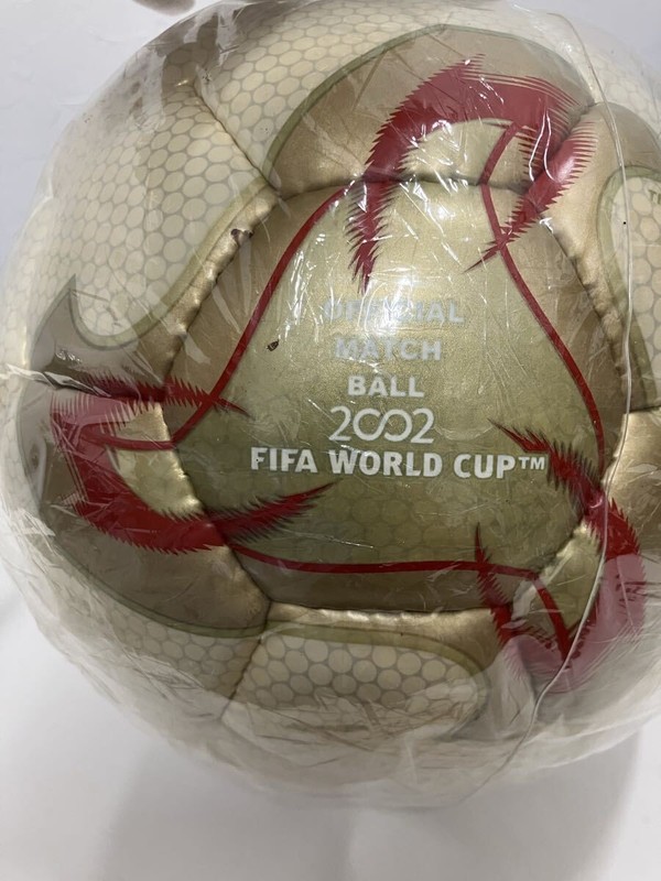 FIFA World Cup 2002 Official Match Ball adidas Fevernova Soccer Football unopend gallery