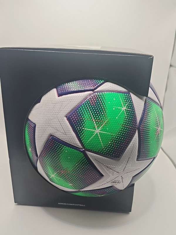 adidas UEFA Women's Champions League 25/26 OMB Official Match Ball SIZE 5 gallery