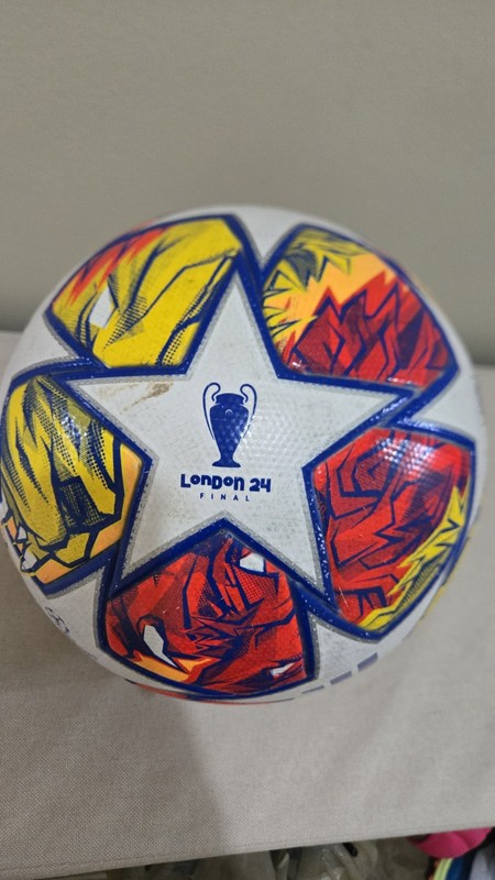 Adidas Champions League London 2024 FIFA Quality Pro Official Match Ball Size 5 gallery