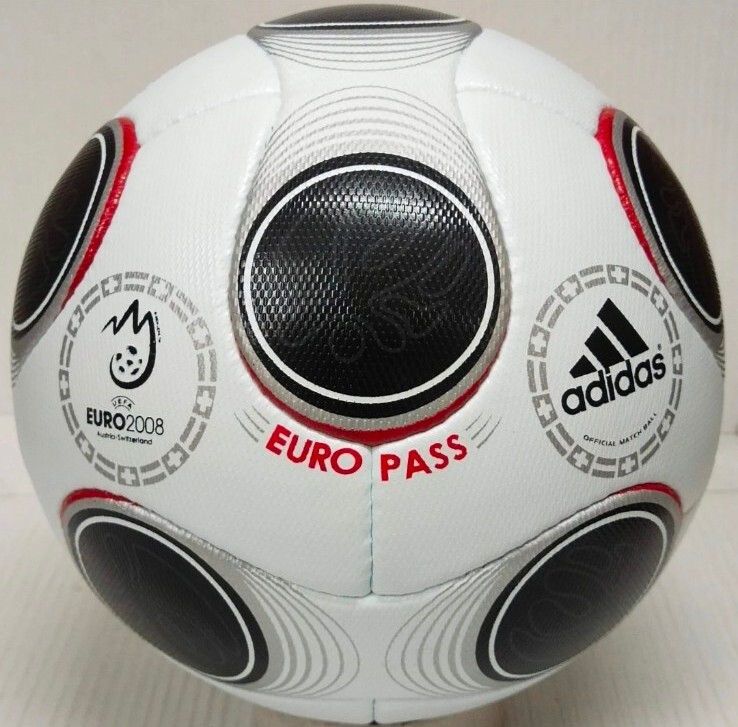 ADIDAS EURO PASS FINAL 2008 OFFICAL MATCH BALL SIZE 5