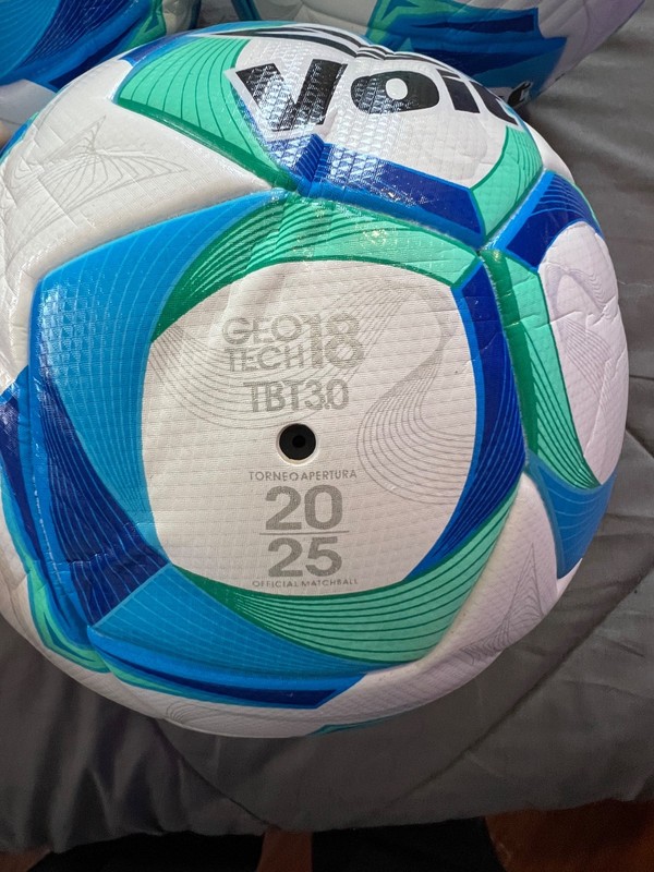Voit Football No.5 Apertura 2025 Quality FIFA Quality Pro UTILERIA LIGA BBVA MX gallery