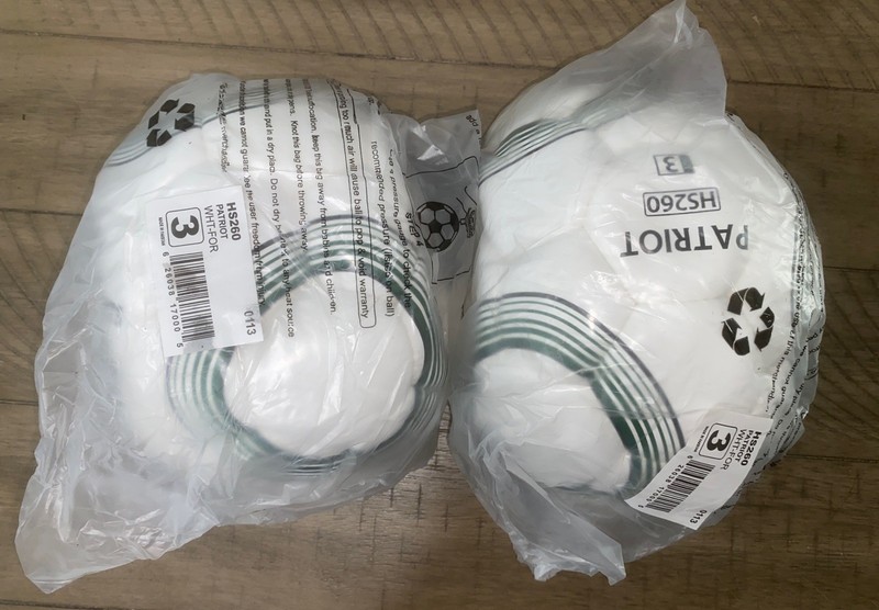 DTI PATRIOT SOCCER BALL Size 3 Model HS 260 BRAND NEW Wht & Grn QUANTITY Of 2