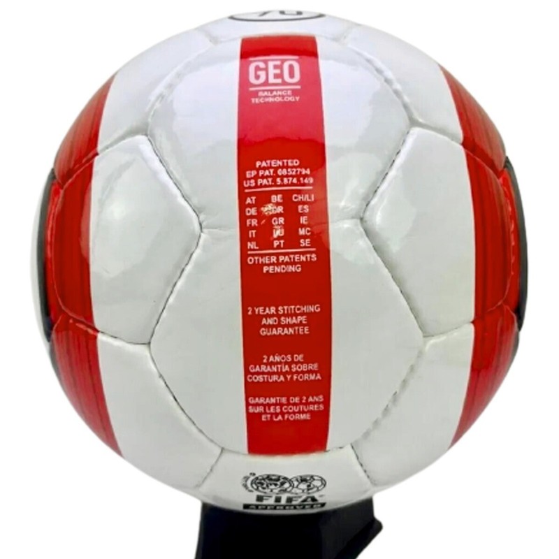 RED RARE NIKE TOTAL 90 AEROW | SWIFT 2005/06 PREMIER LEAGUE MATCH BALL gallery