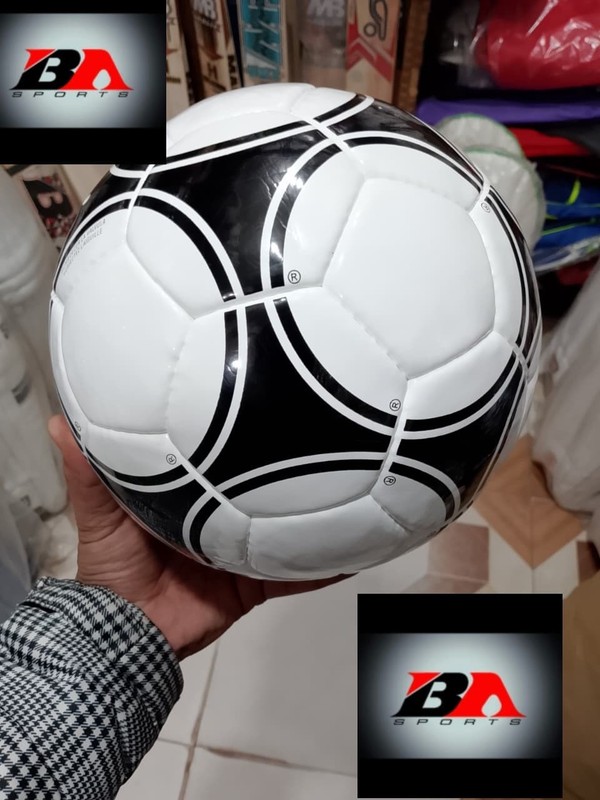 ADIDAS DURLAST TANGO 1978 FIFA WORLD CUP OFFICIAL SOCCER MATCH FOOTBALL SIZE5 AR gallery