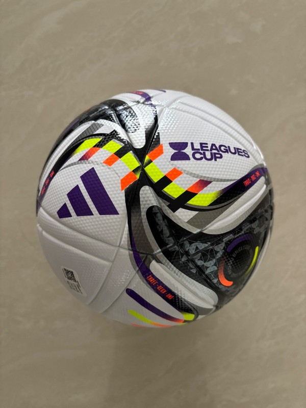 SOCCER BALL-ADIDAS-SIZE 4-LEAGUES CUP-MATCH BALL REPLICA LEAGUE-NEW-IN THE BOX-