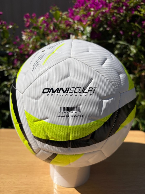 Nike Academy Team Omnisculpt Technology Soccer Ball Size 5 gallery