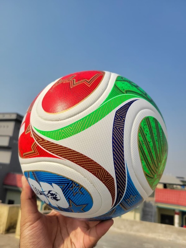 Adidas FIFA World Cup 2026 Trionda Pro - Size 5 Match Ball Soccer Ball, USA gallery