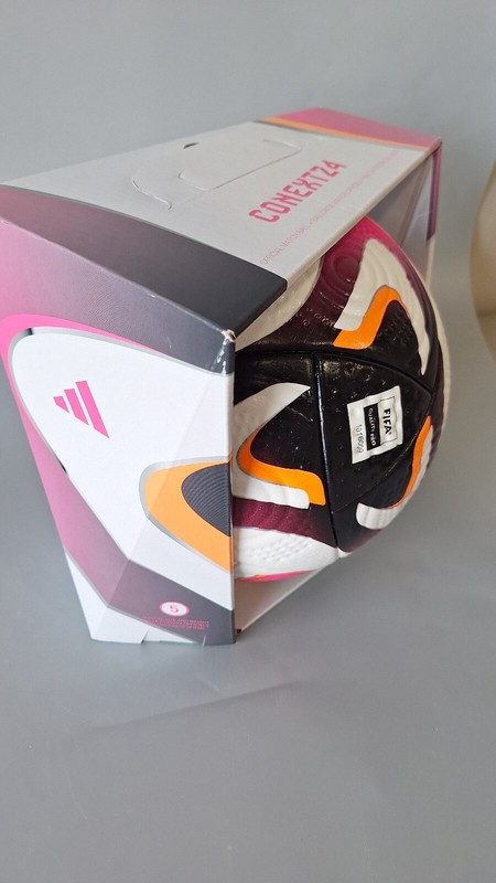 ADIDAS CONEXTZ4 PRO OFFICIAL MATCH SOCCER BALL, Size 5 BRAND NEW gallery