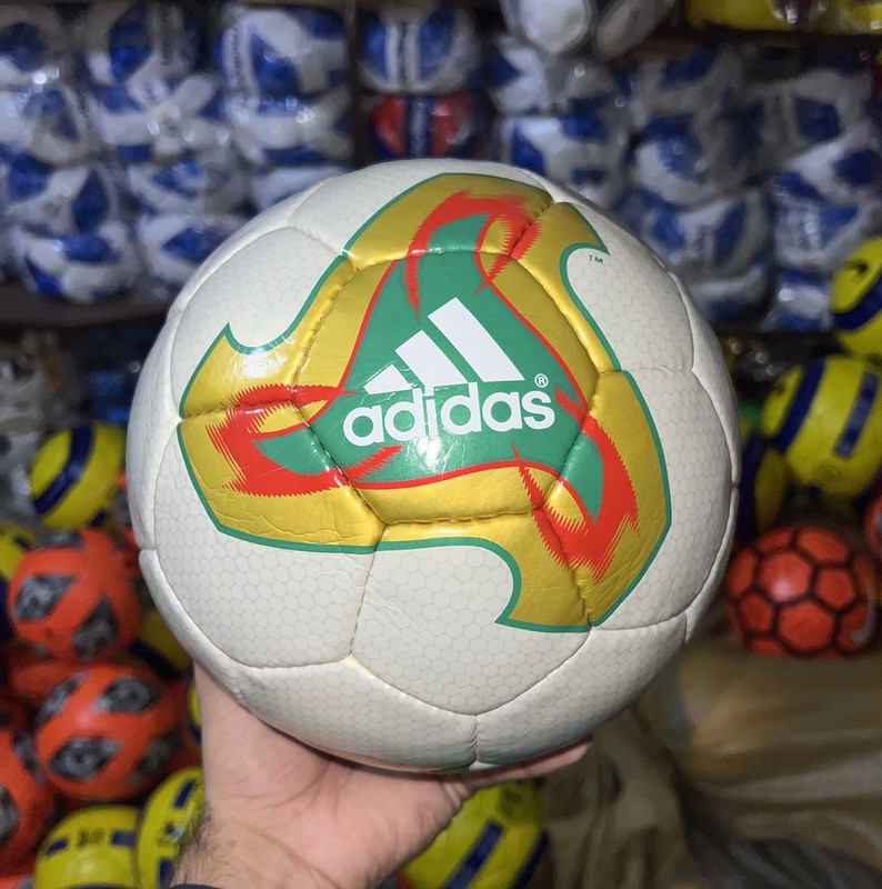 Adidas Fevernova | FIFA World Cup 2002 japan | Official Soccer Ball | Size-5 |