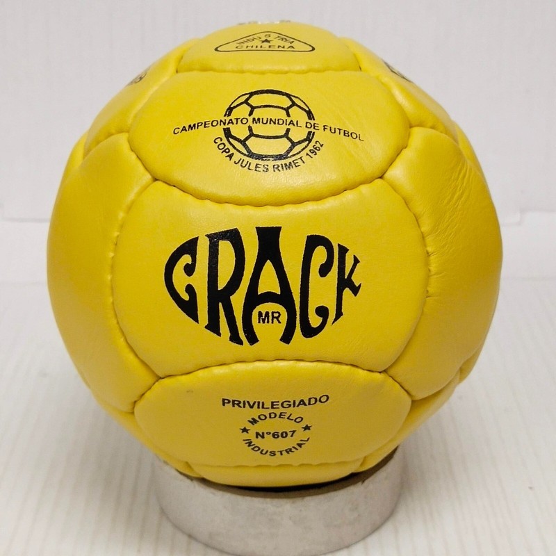 Mr Crack- Official Match Ball – FIFA World Cup 1962 Chile – Size 1