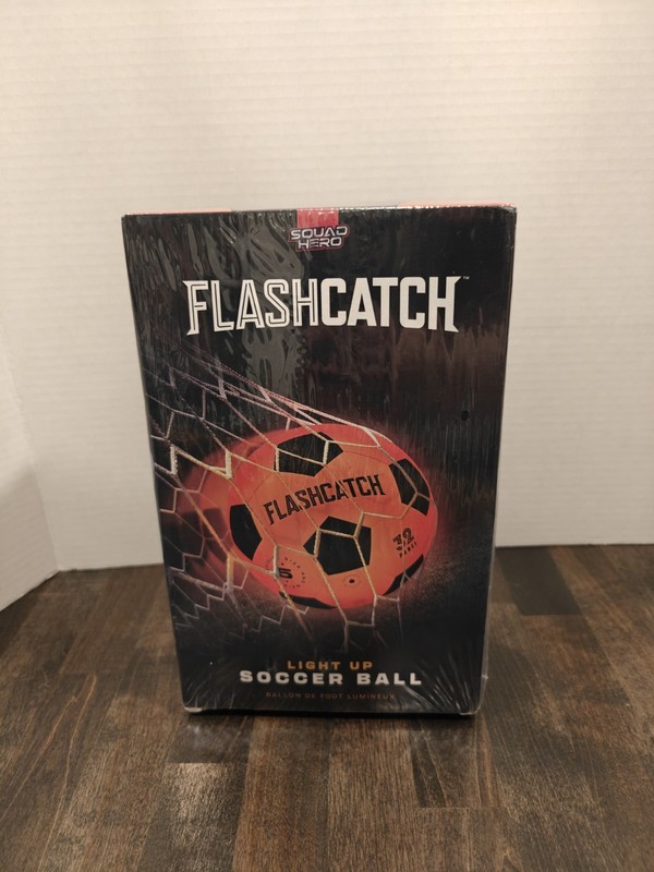 Squad Hero FlashCatch Light Up Soccer Ball Glow In The Dark #5 Official Size New