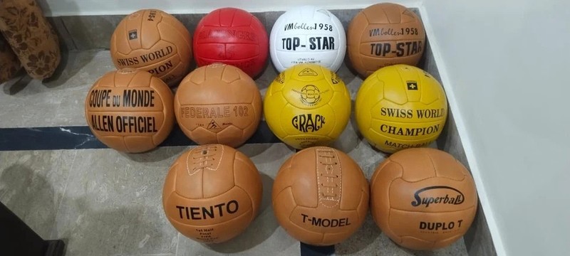 Historical mini ball set 11 pcs FIFA world cup 1930 to 1966 in leather size 1