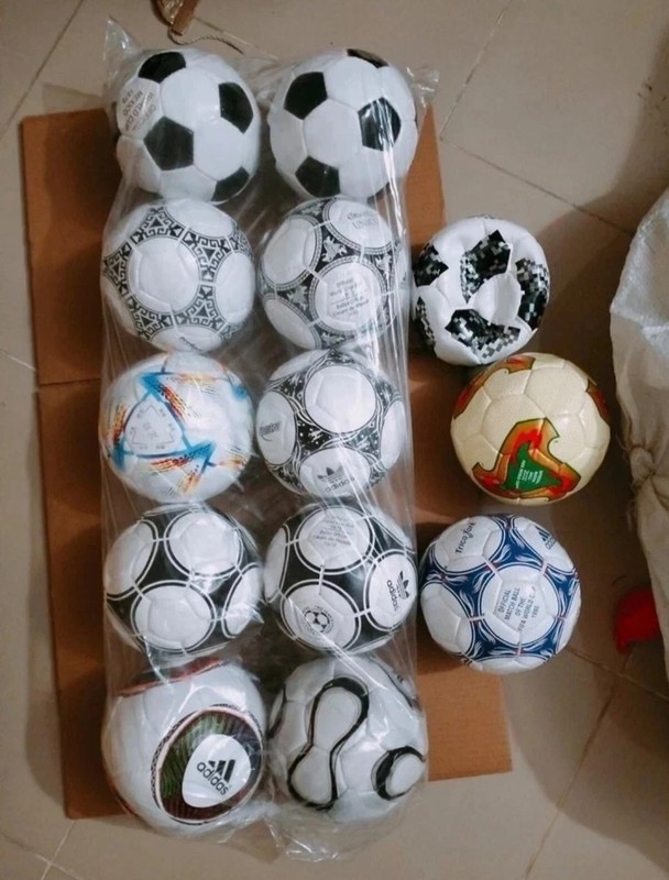 adidas FIFA Collectors Edition Mini Ball World Cup – Size 1 (Set of 14)