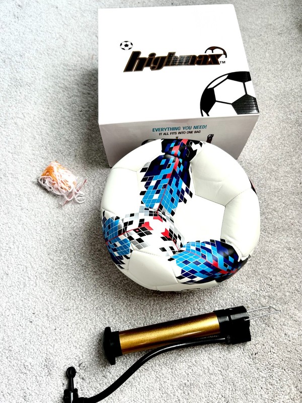 Highmax Soccer Ball Kit Size 5 w/ Pump, 2 Needles & Net Carry Bag – New gallery