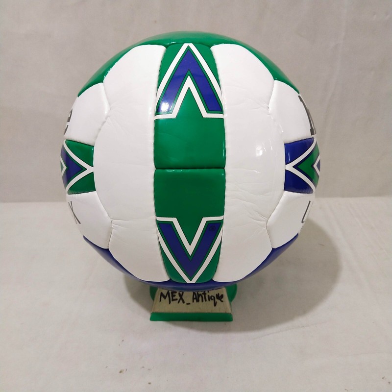 Mitre Ultimax MLS - Official Game Ball - Major Soccer League 1996-2000 - Size 5 gallery