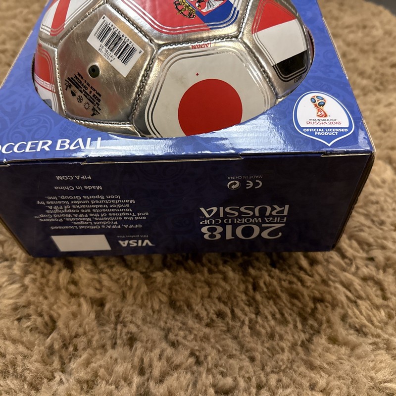 FIFA 2018 World Cup Russia Official Licensed Souvenir Soccer Ball, Size 5 Rare gallery