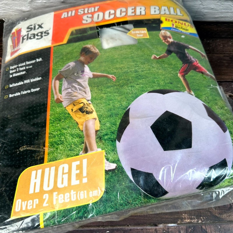 2004 Six Flags Theme Parks All Star Soccer Football From Think Big Sports 61 cm