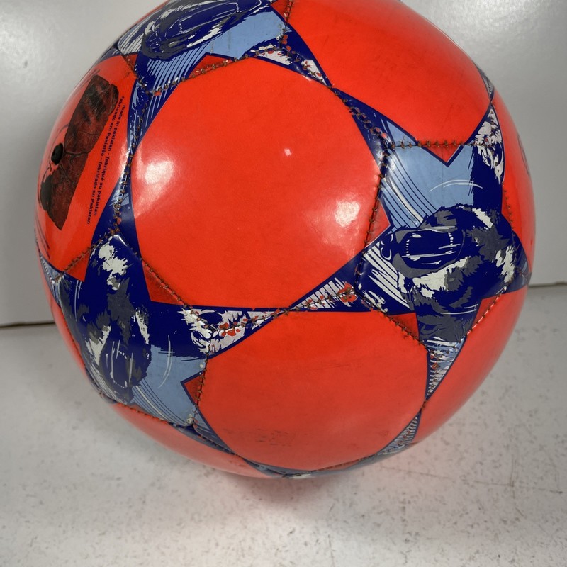 ADIDAS Final Berlin 2015 - Match Ball Replica Capitano Champions League size 5 gallery