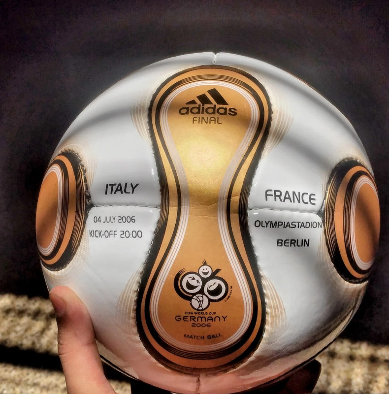 Adidas Teamgeist Official FIFA World Cup 2006 Germany Match Soccer Ball Size 5