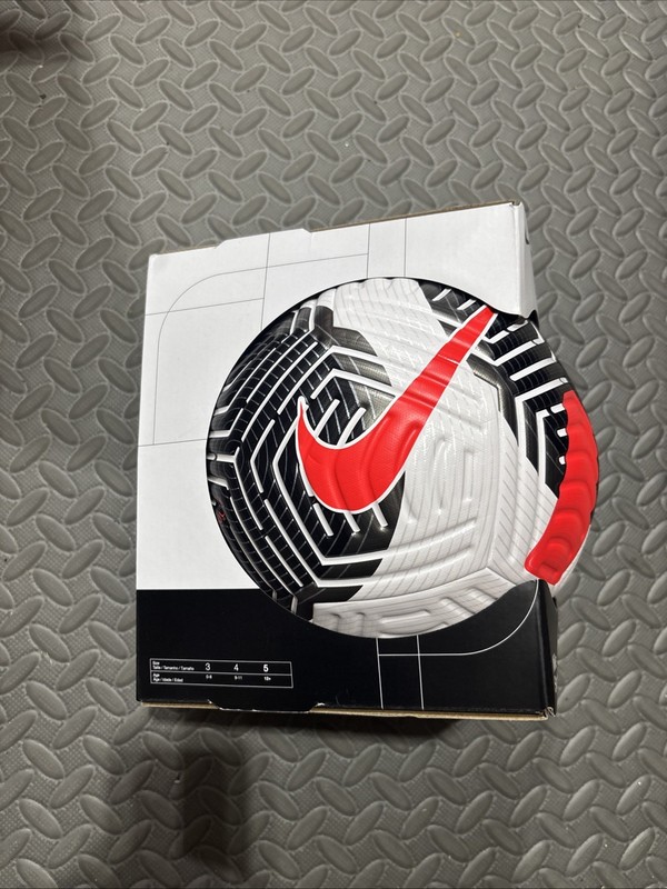NEW Nike Flight 23/24 FIFA Pro AerowSculpt ACC Match Soccer Ball Sz 5 FB2902-100