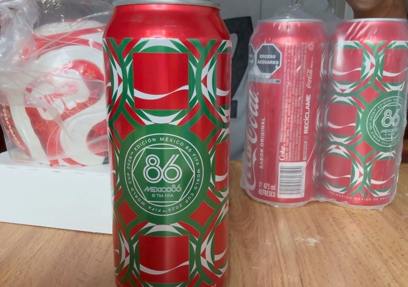 Mini Trionda Coca Cola Mexico 2026 Limited Edition Mundial gallery