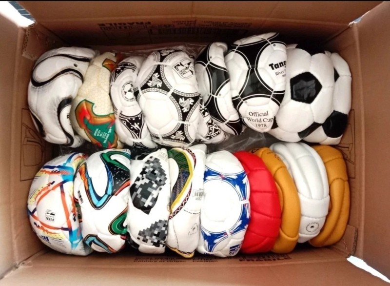 adidas FIFA Collectors Edition Mini Ball World Cup - Size 1 (Set of 18)