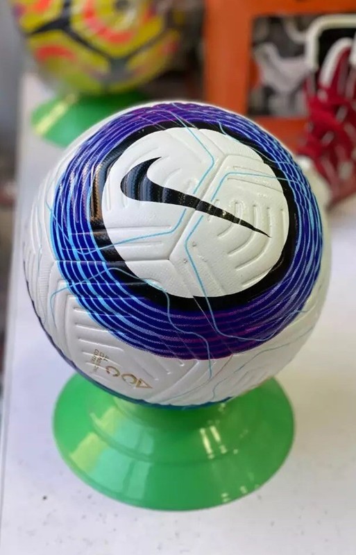 Nike Flight Premier League 2025 AEROWSCULPT Soccer Match Ball Size 5 gallery