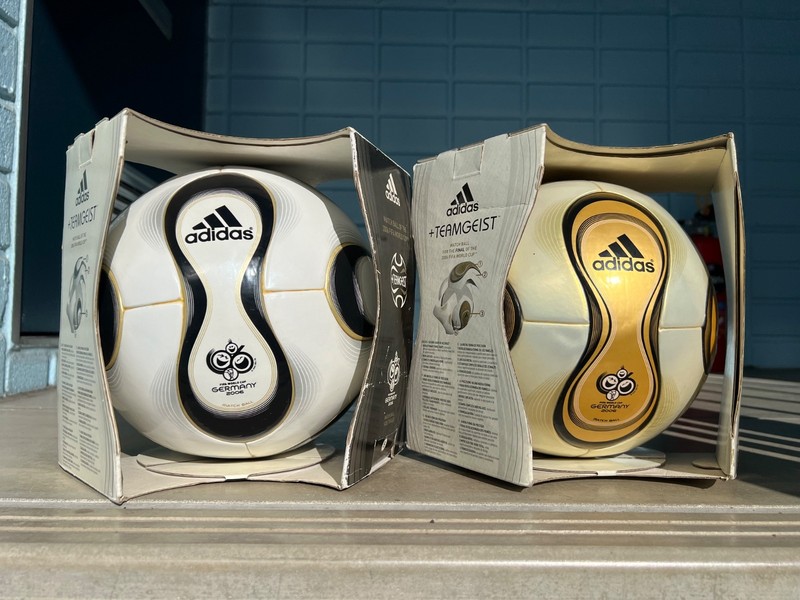 Adidas TEAMGEIST Gold FIFA World Cup 2006 Germany Official Ball Berlin Jabulani gallery