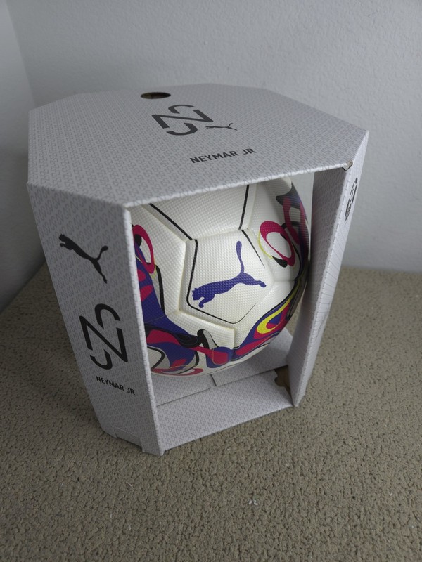 NEW Puma Neymar JR Performance White Size 5 Soccer Ball 084078