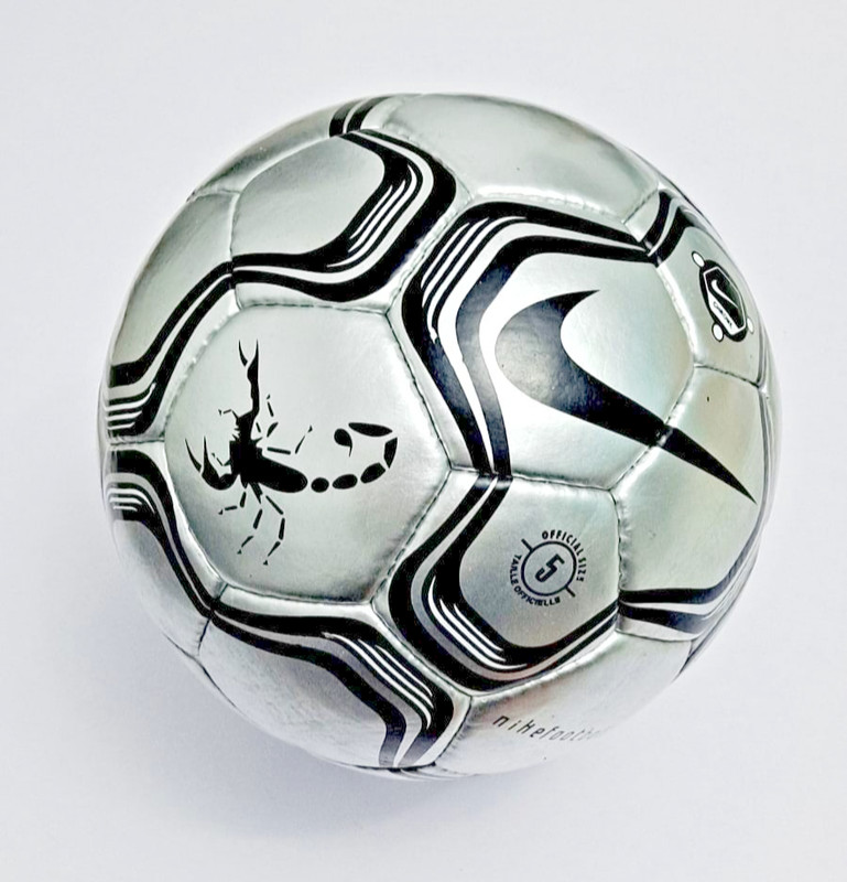 Chrome Scorpion Soccer ball Official Match Football Ultra Rear Nike Size 5