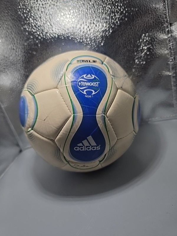 London Donovan Signed Adidas Team Geist MLS- Major Soccer League 2006-2007 Mini gallery