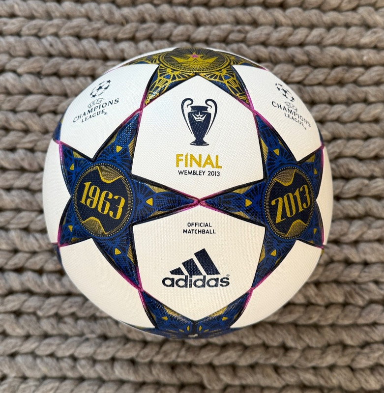 Adidas Champions League Final London 2013 Official Match Ball Soccer [Z20578]
