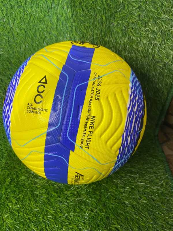 Lot of 3 Nike Flight Premier League 2025 AEROWSCULPT Match Balls Size 5 gallery
