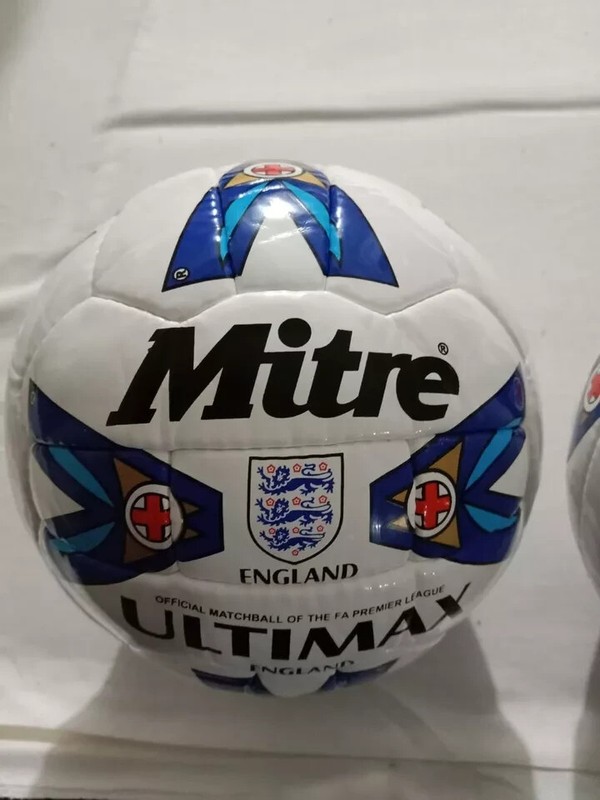 2Pcs Mitre Ultimax Premier League Perfect Choice Mach Level Footballs Size 5 gallery