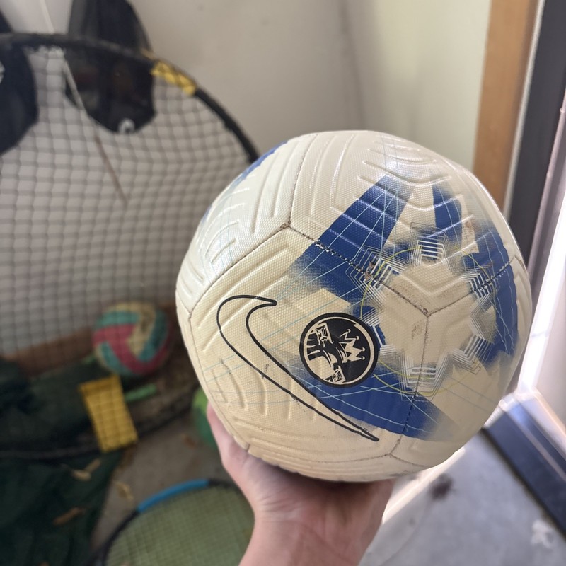 Nike Strike Team Aerowsculpt Technology Soccer Ball Size 5
