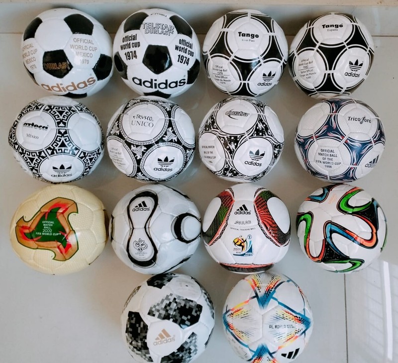 Set of 14 mini historical adidas footballs for collectors – World Cup…