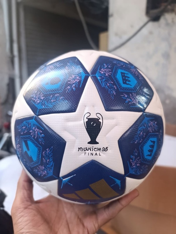 MUNICH 25 FINAL THERMAL BONDED SIZE 5 SOCCER BALL BLUE