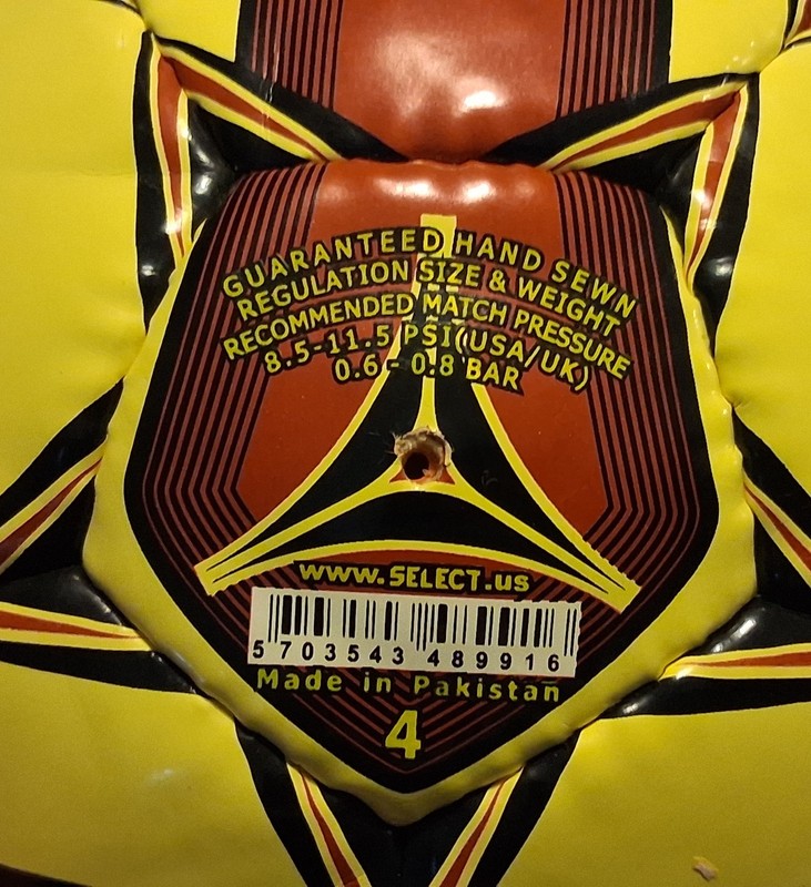 NEW Select Club Premium Quality Soccer Ball Size 4, Training & Recreation gallery
