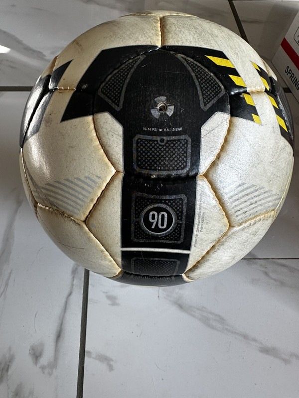 VERY RARE Nike Total 90 Omni official match ball of 2008 FIFA Quality Approved gallery
