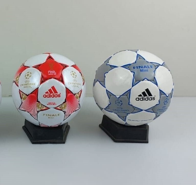 MINI 2 PCS SET OF MILAN 2001/RUSSIA 2008 FINALE SIZE 1 Soccer Ball Soccer Ball