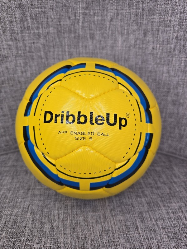 Dribble Up Smart Soccer Ball Size 5 App Enabled Ball Training Ball Only Used