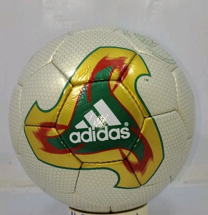 adidas Fevernova World Cup 2002 Soccer Ball Size 5 FIFA Approved